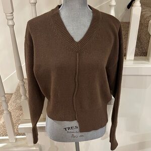 Assymetrical hemmed September 9 sweater